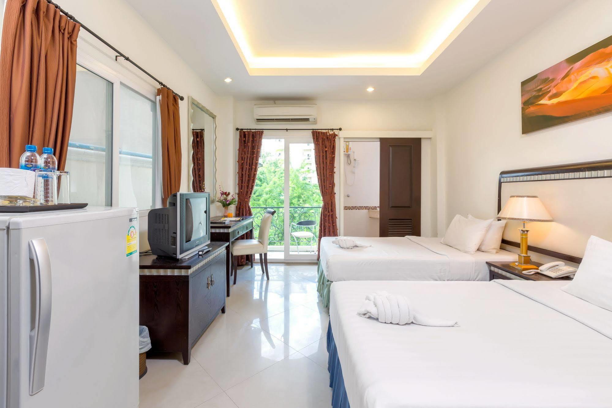 เยสโซเทล บาย เบนยา Hotel Pattaya ภายนอก รูปภาพ